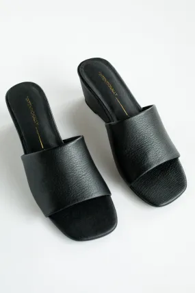 Black Hey Jessica Wedge