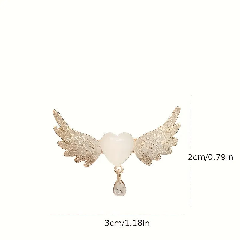Chic Heart  Angel Wings Brooch Pin for Stylish Sparkle