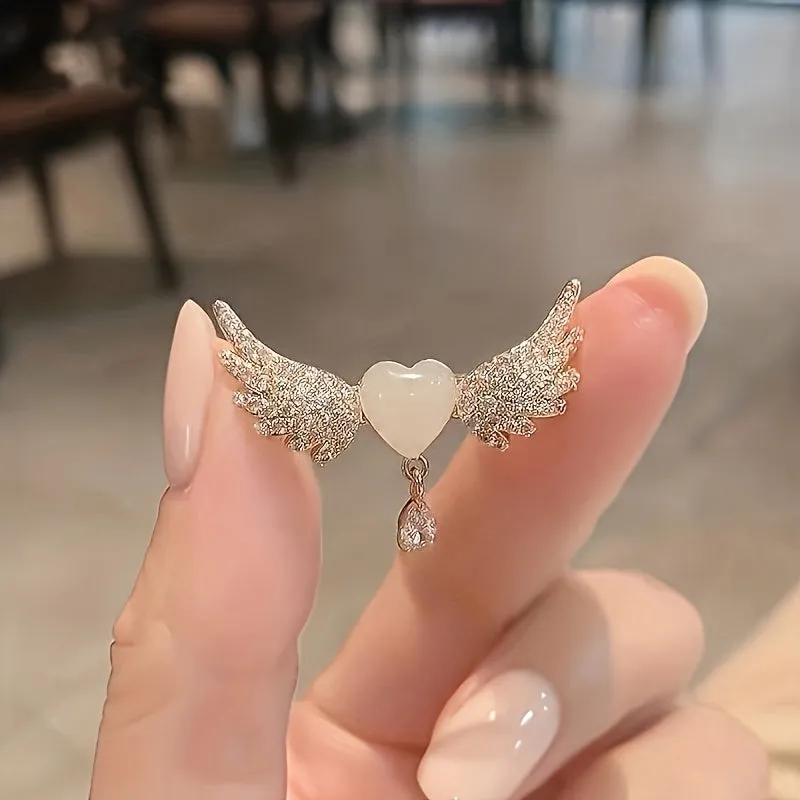 Chic Heart  Angel Wings Brooch Pin for Stylish Sparkle