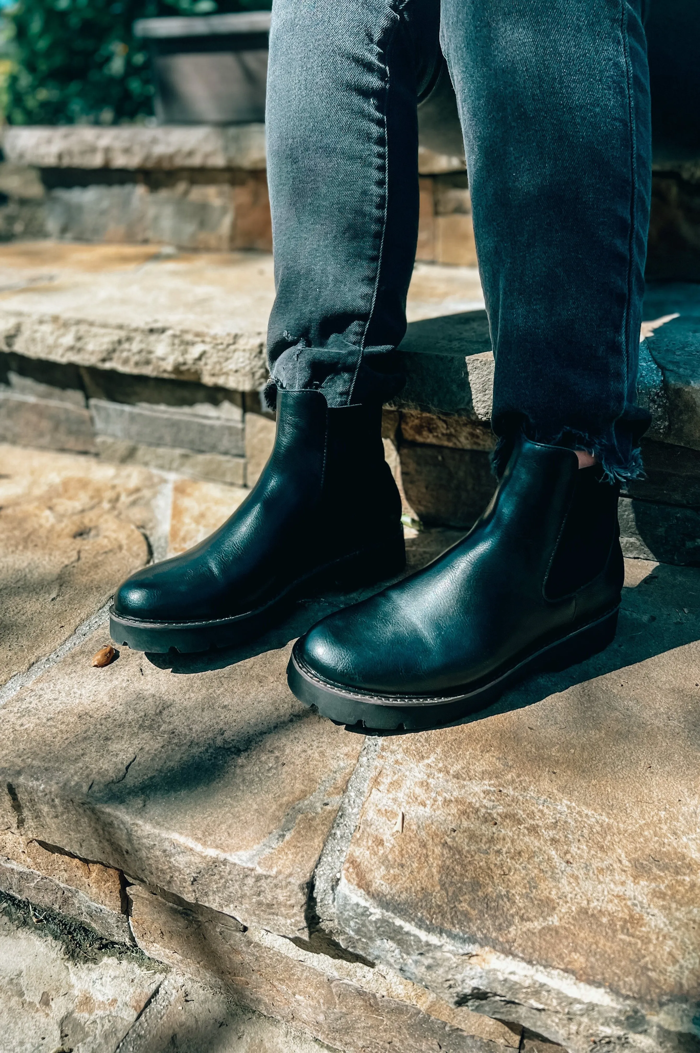 Gianna Chunky Chelsea Bootie Black
