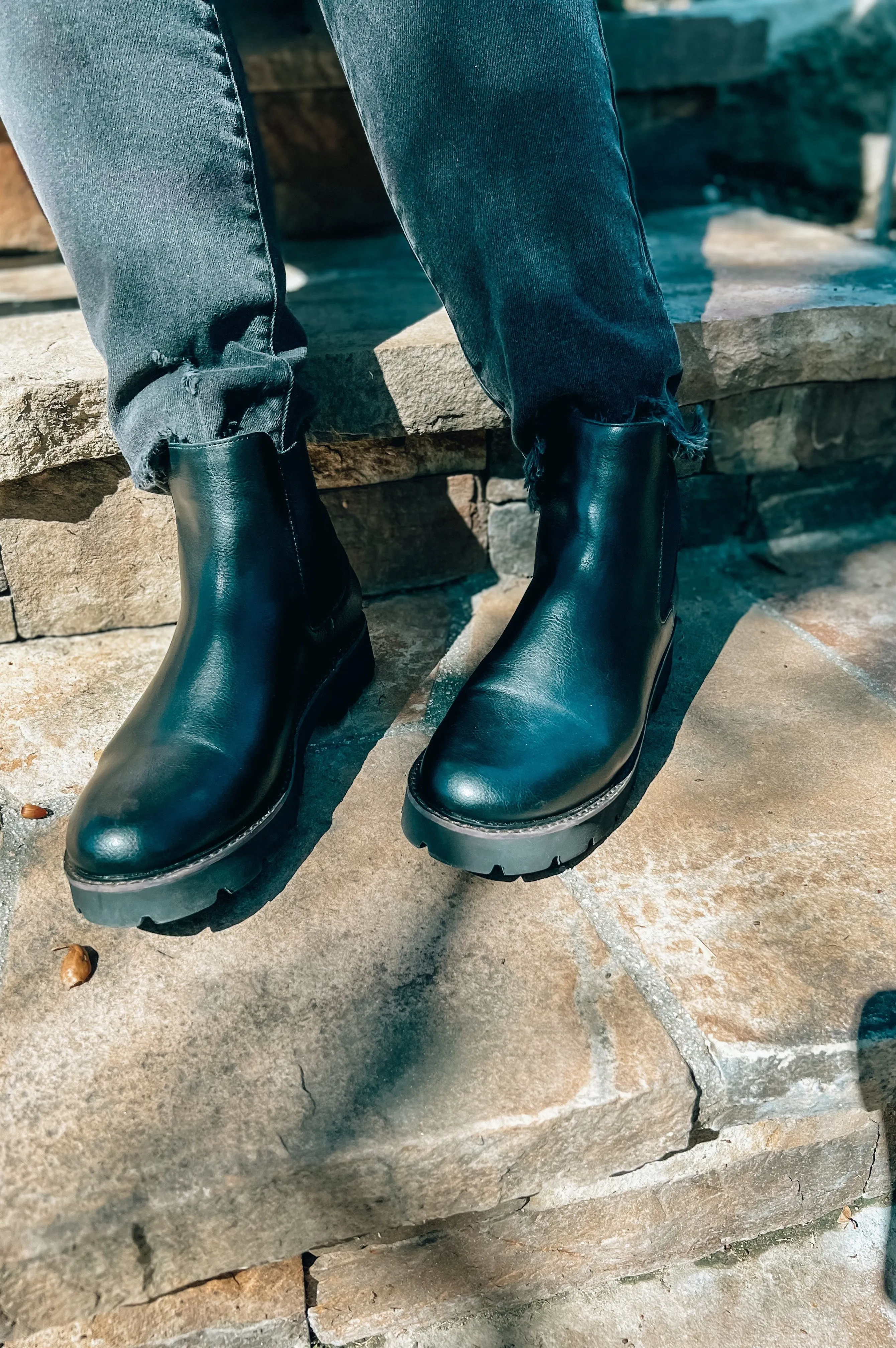 Gianna Chunky Chelsea Bootie Black