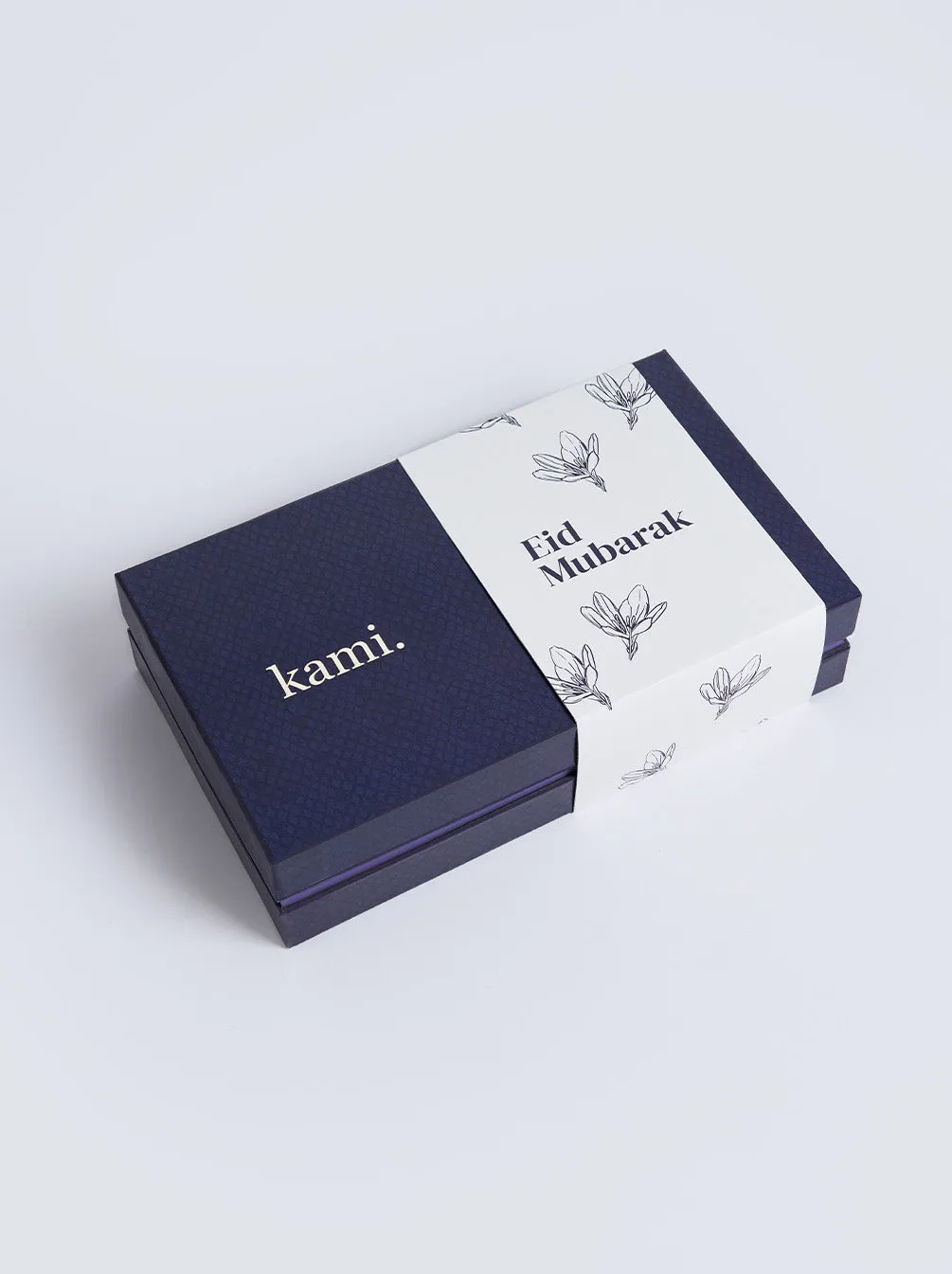 HAMPERS KAMI. X Y.O.U LASHBOOM SALMON