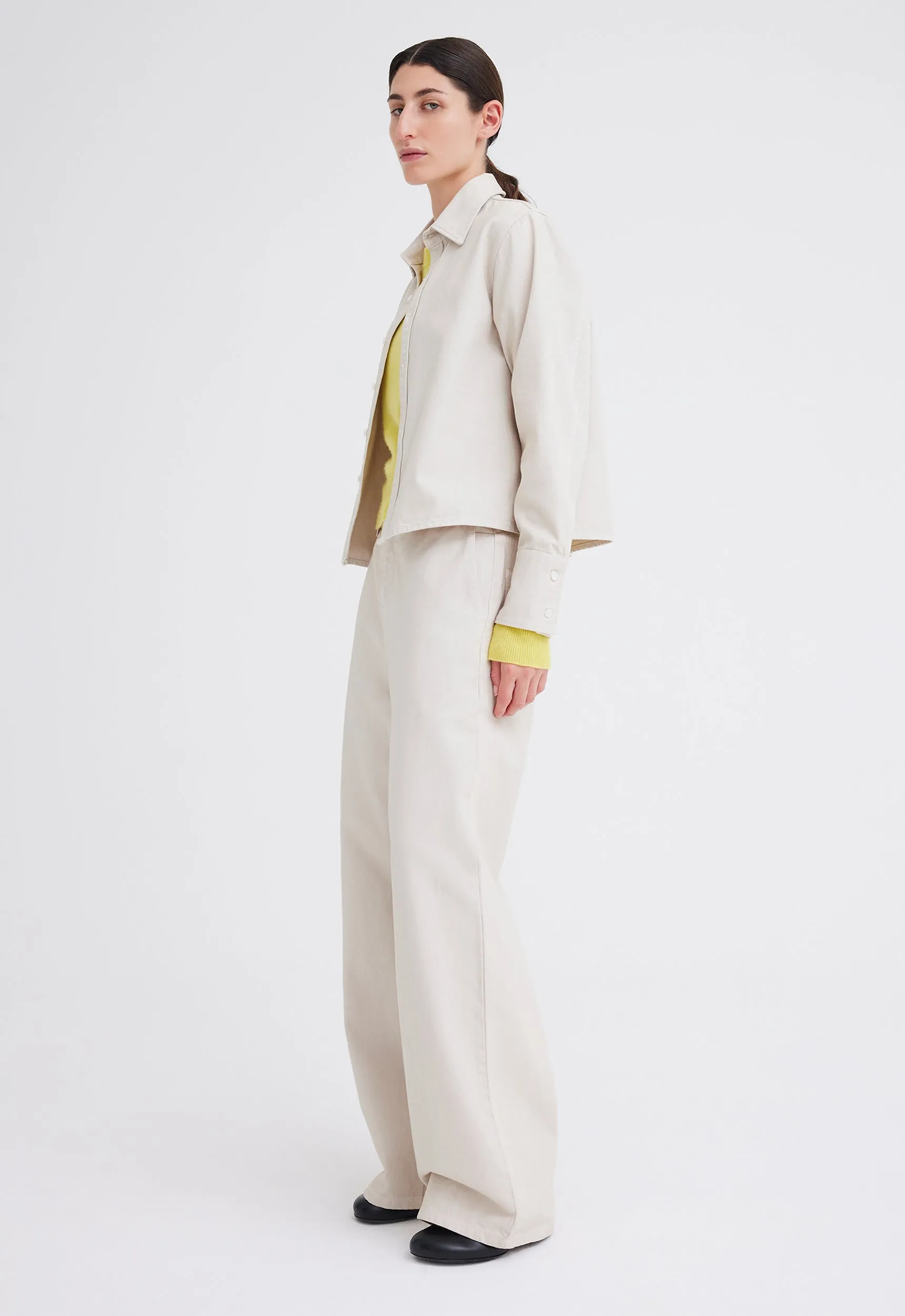 Hess Cropped Denim Shirt - Flaxen Beige