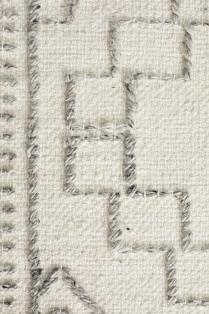 Hudson 802 Rug (Ivory) by Rug Culture