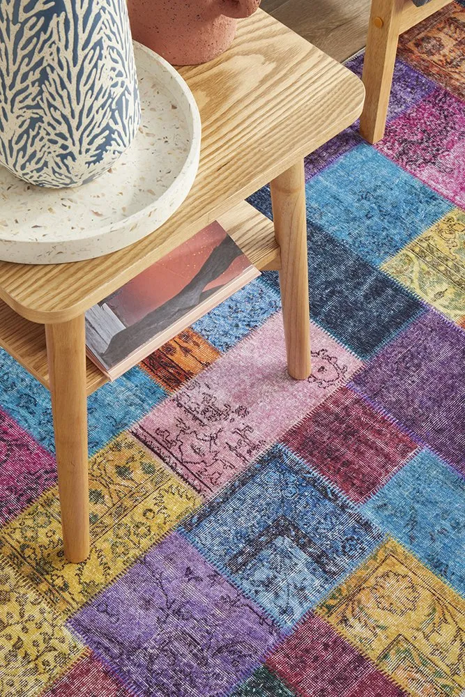 Illusions 167 Runner Rug (Multi) by Rug Culture