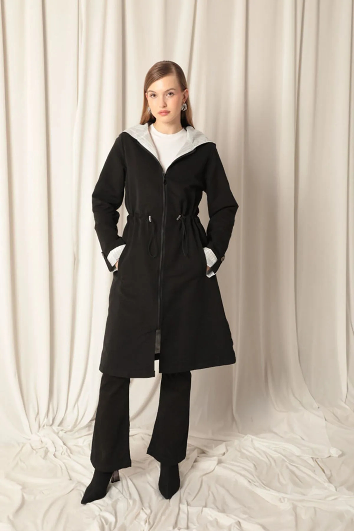 KKT Torino Fabric Striped Hooded Women's Black Raincoat - Piraeus