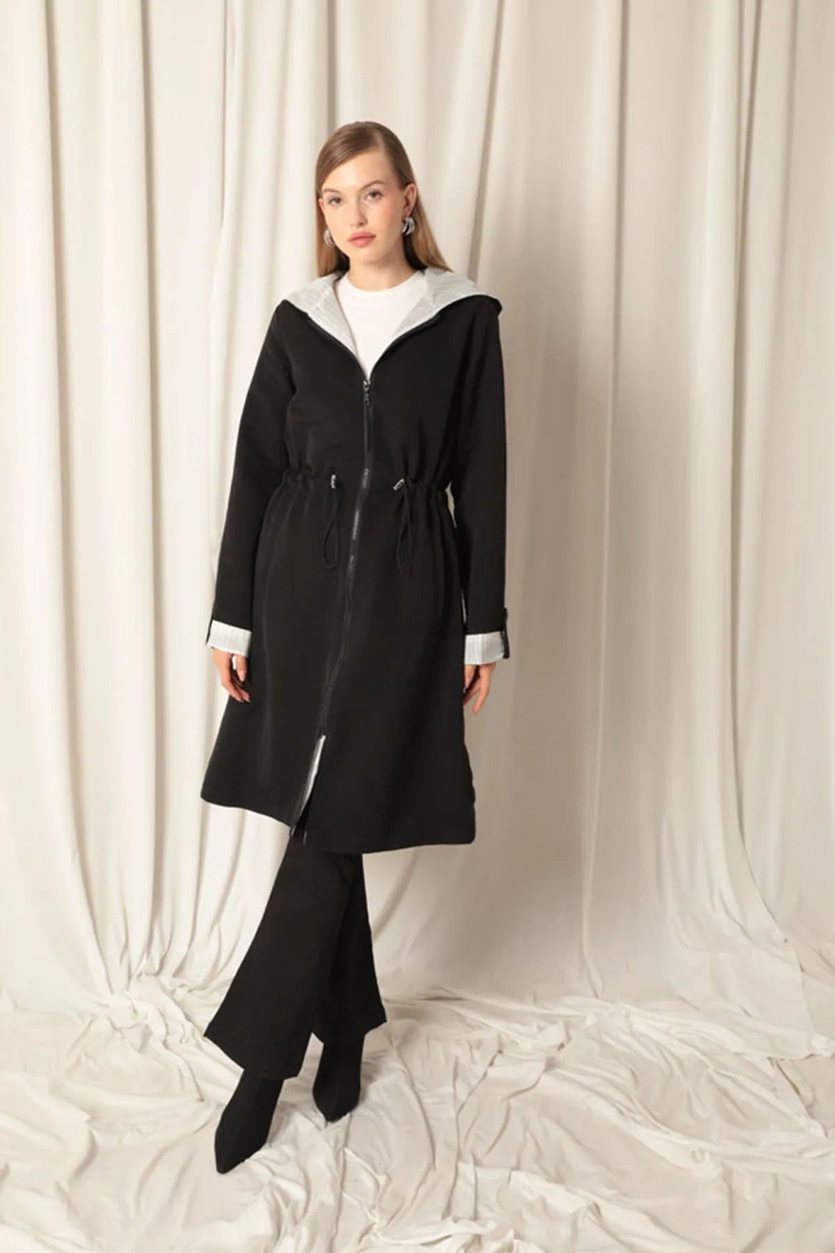 KKT Torino Fabric Striped Hooded Women's Black Raincoat - Piraeus