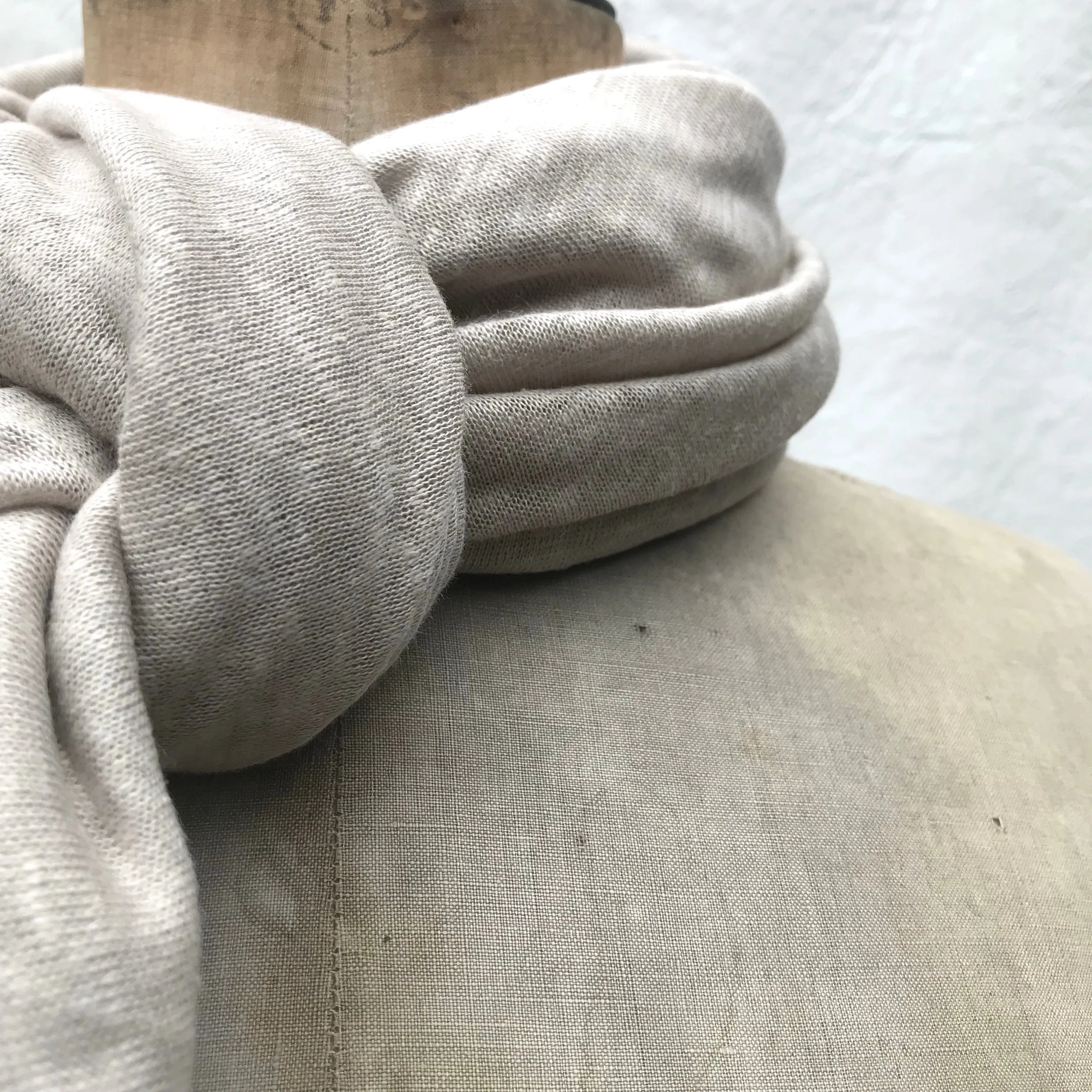 knit linen shawl (linen)