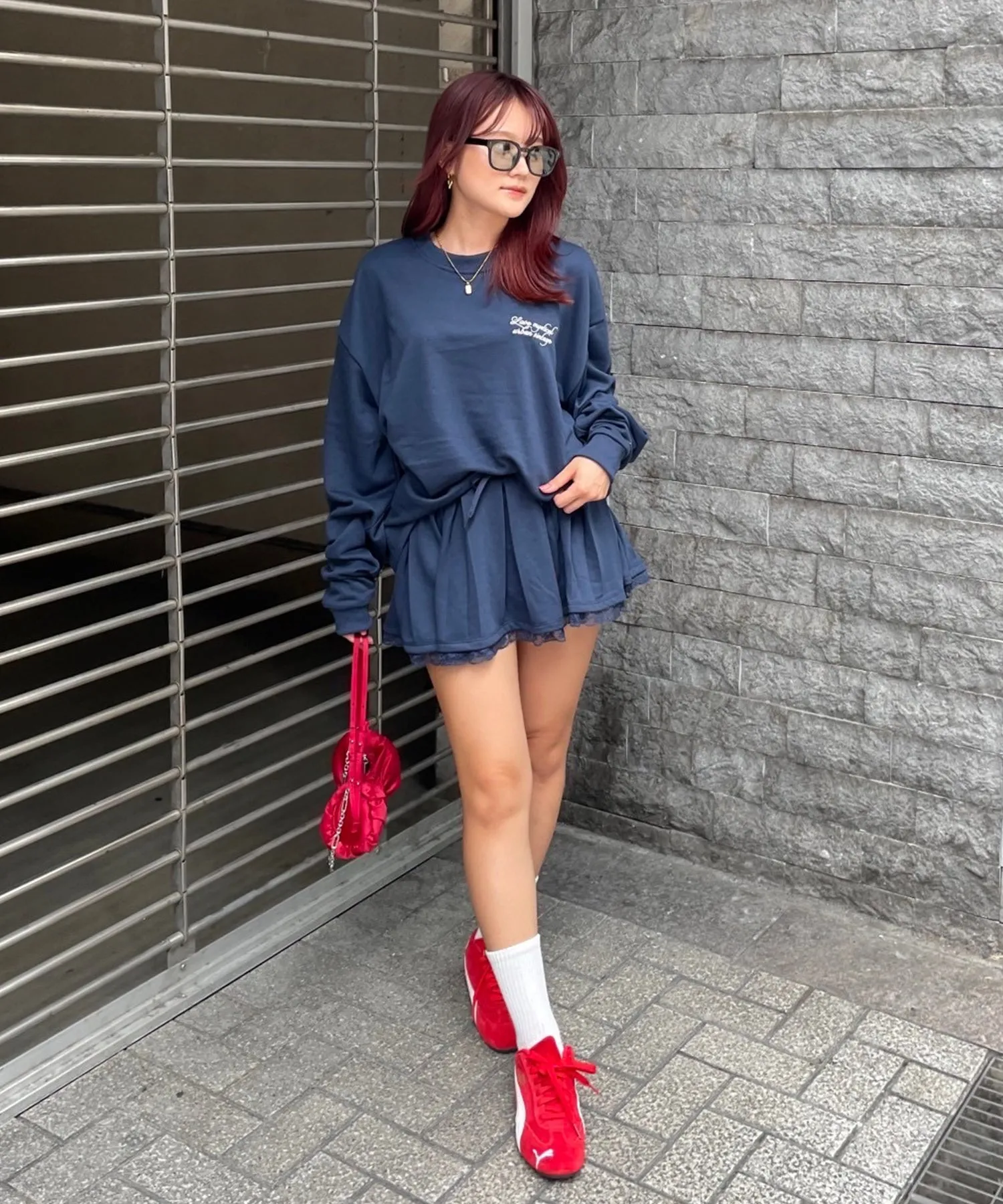 Lace layered sweat pleats skirt