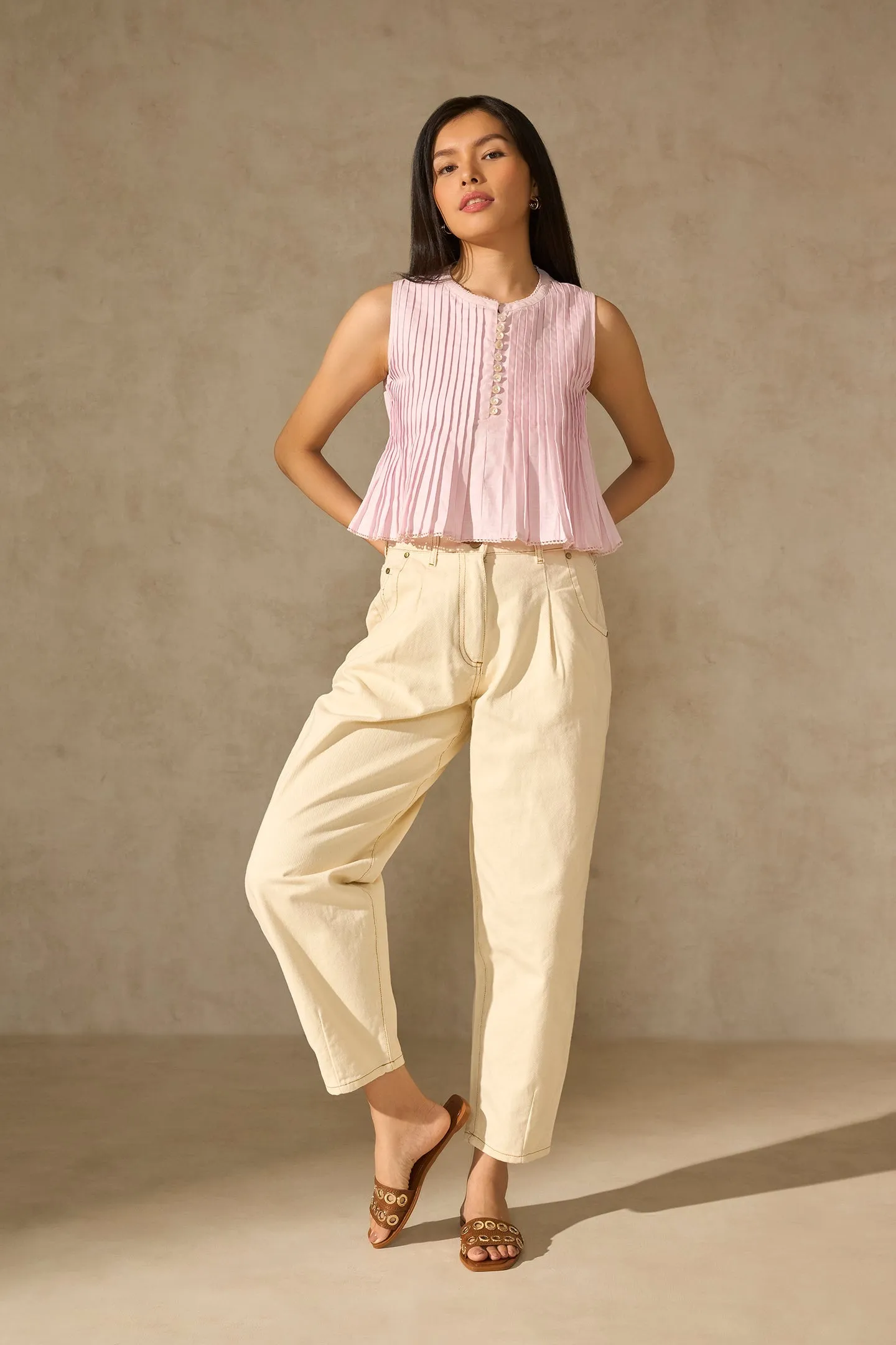 Mila|Cotton Button-Up Pleated Top