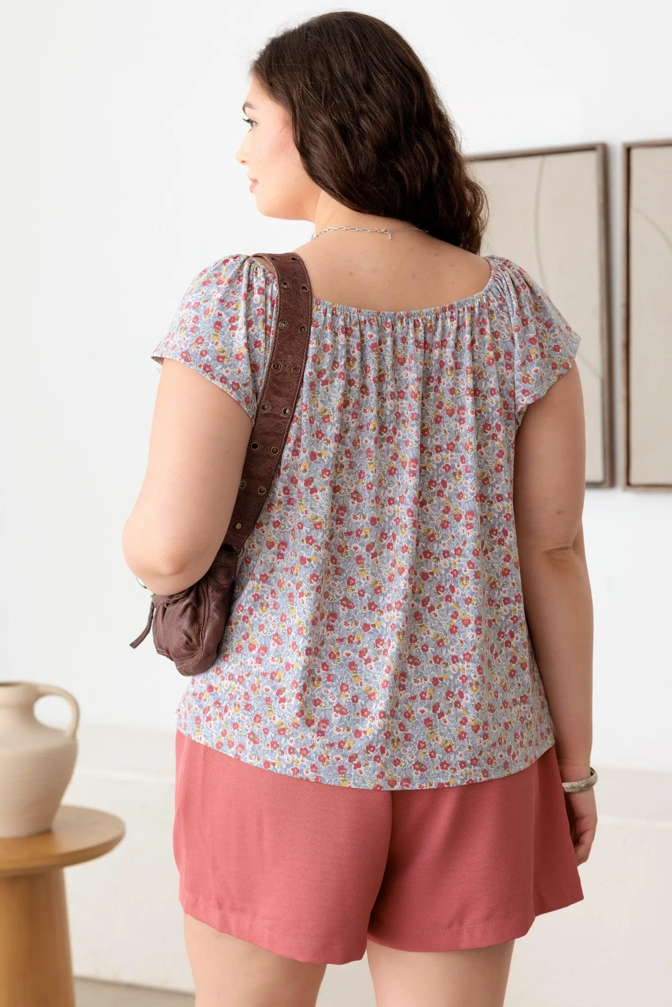 Plus Size floral Short Sleeve Top
