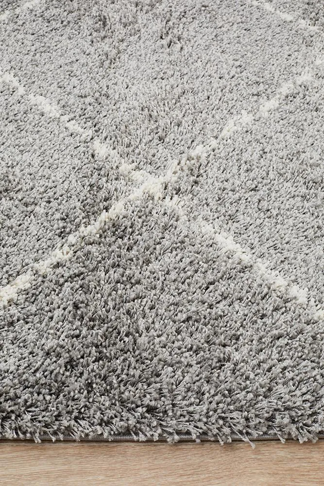Saffron 22 Rug (Silver) by Rug Culture