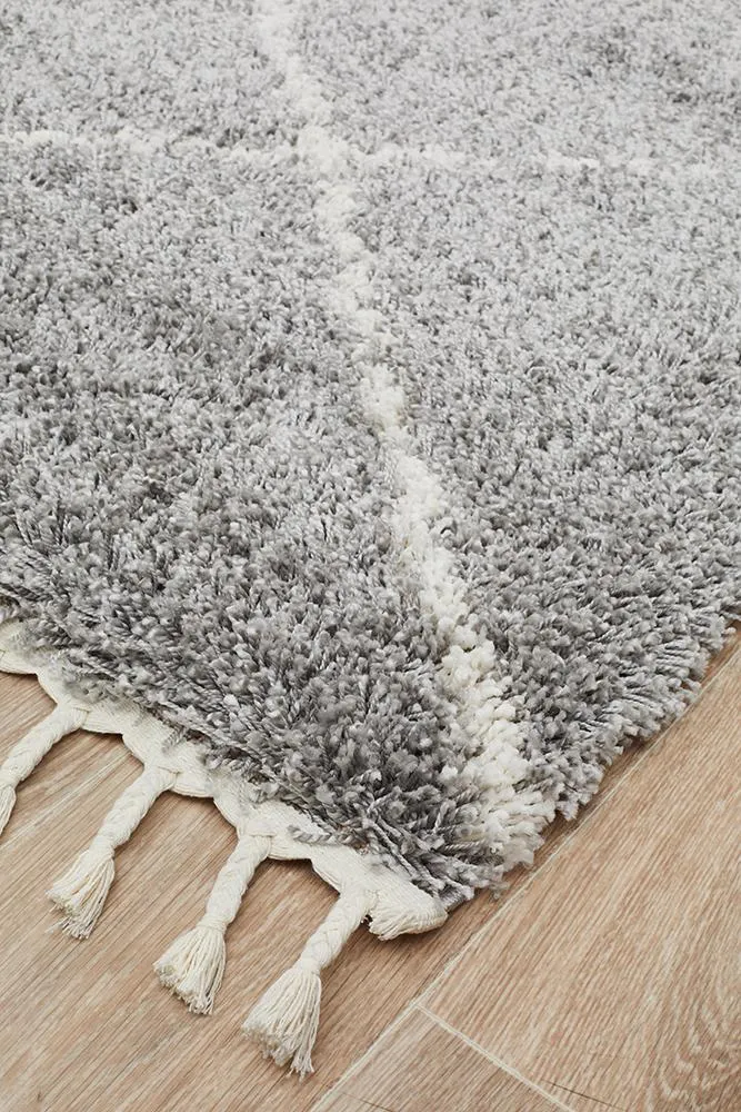 Saffron 22 Rug (Silver) by Rug Culture