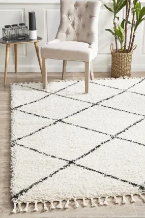 Saffron 22 Rug (White) by Rug Culture