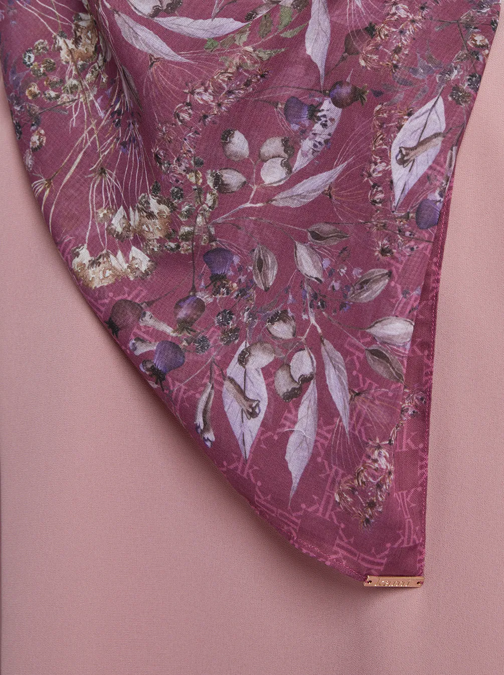 SENARA SIGNATURE SCARF MAGENTA