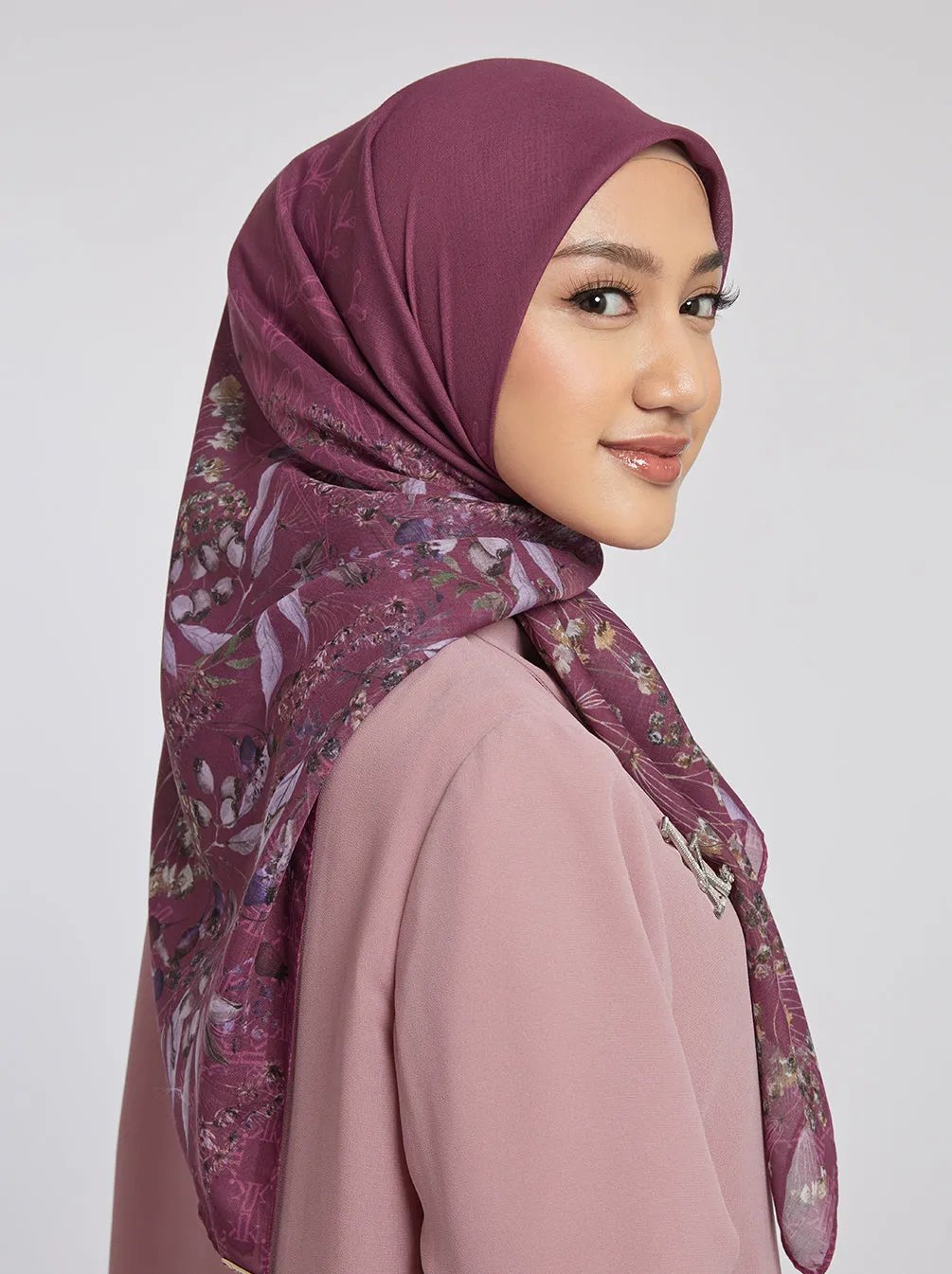 SENARA SIGNATURE SCARF MAGENTA
