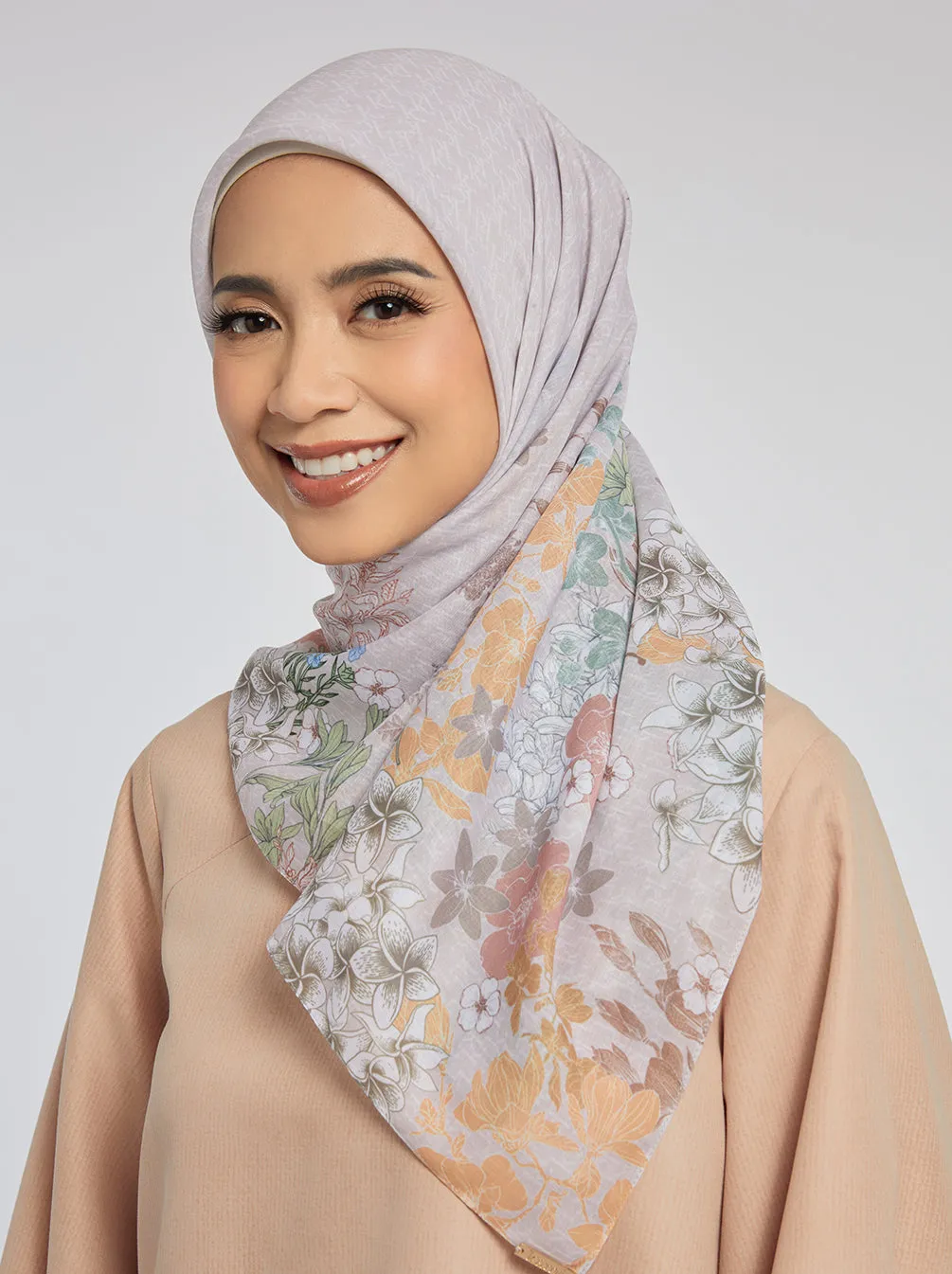 SONALI SIGNATURE SCARF SHELL
