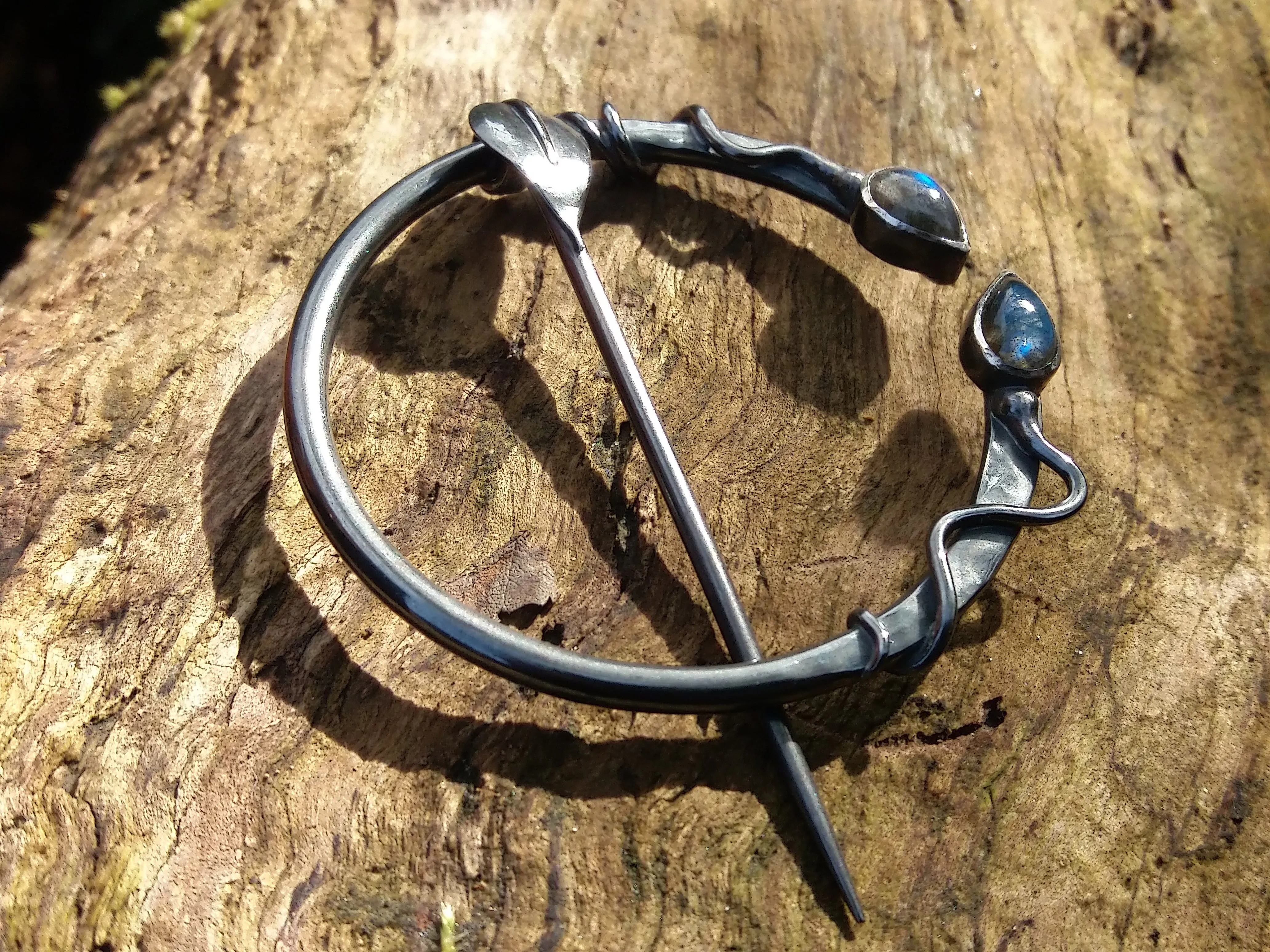 Tendrils and Teardrops Penannular Pin