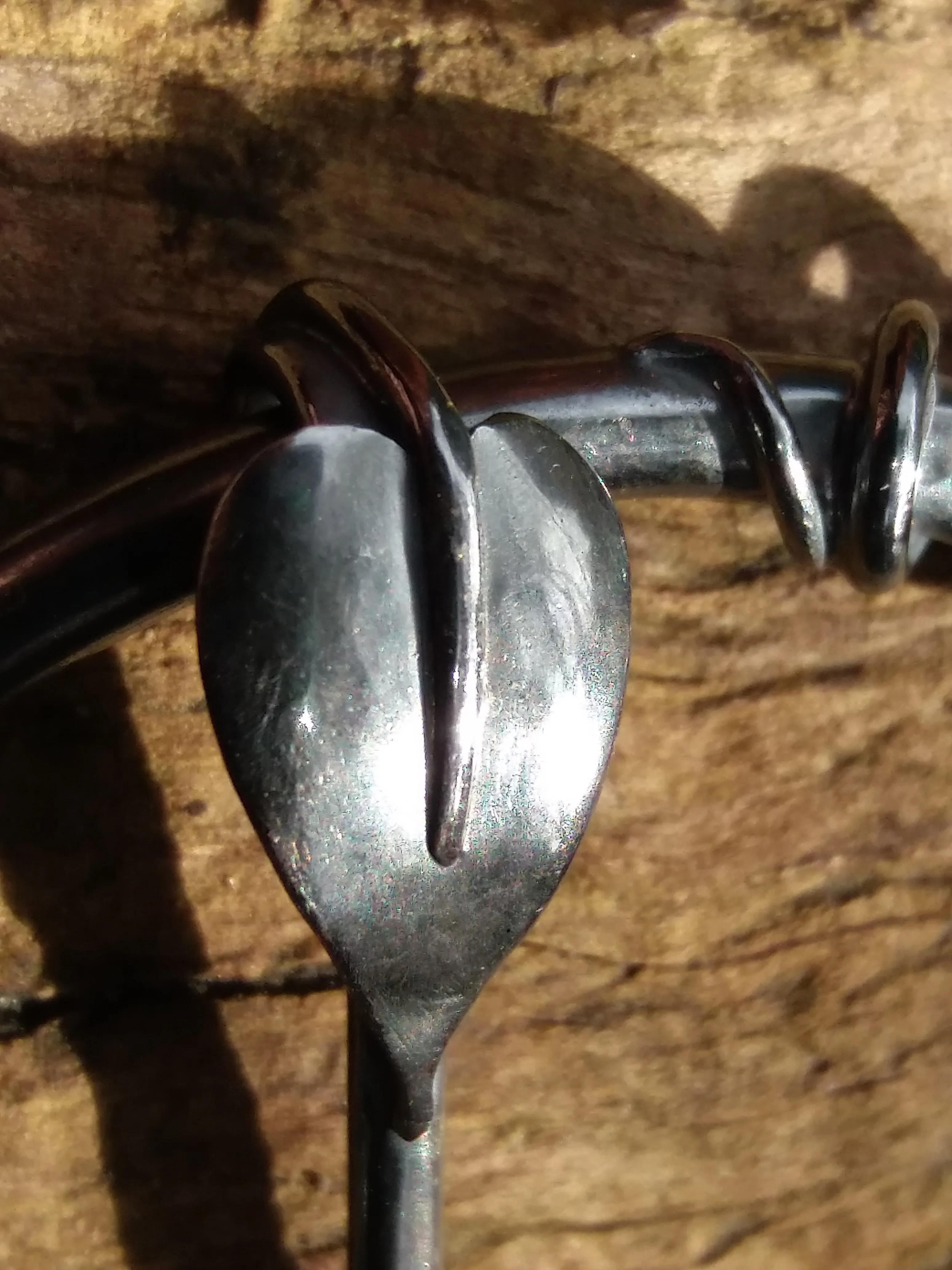 Tendrils and Teardrops Penannular Pin