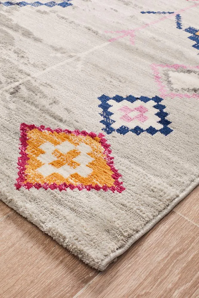 Zanzibar 760 Rug (Silver) by Rug Culture