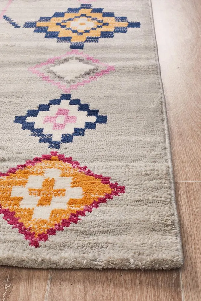 Zanzibar 760 Rug (Silver) by Rug Culture