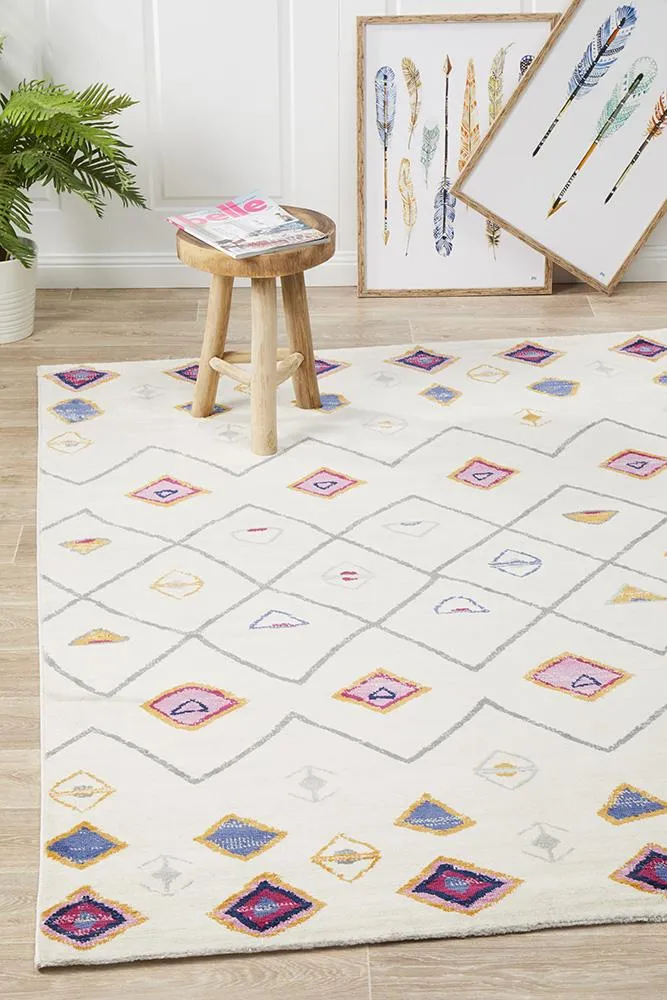Zanzibar 763 Rug (White) by Rug Culture